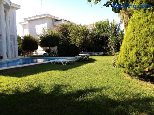 Apartamento com piscina em Belek.