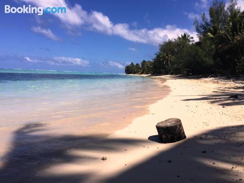 Reusachtig app in Rarotonga.