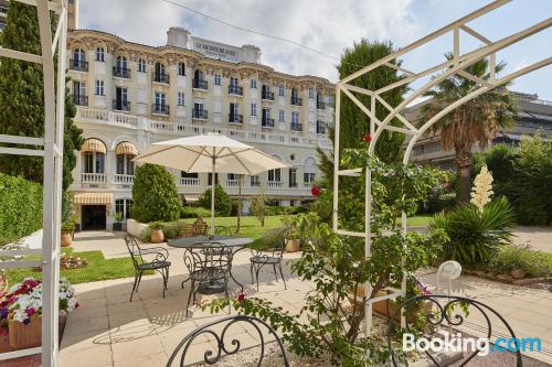 Ferienwohnung mit Terrasse. In Saint-Raphaël