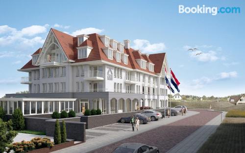 Appartamento con terrazza. Noordwijk è in attesa!