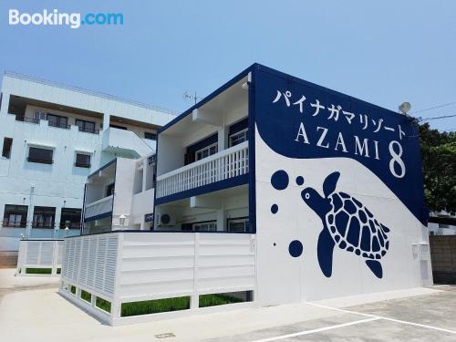 Appartement de 2 chambres à Miyako Island, idéal pour les familles.