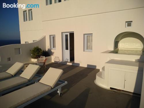 One bedroom apartment home in Oia with terrace!.