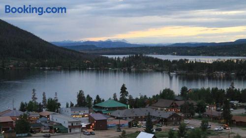 Appartamento con terrazza, a Grand Lake.