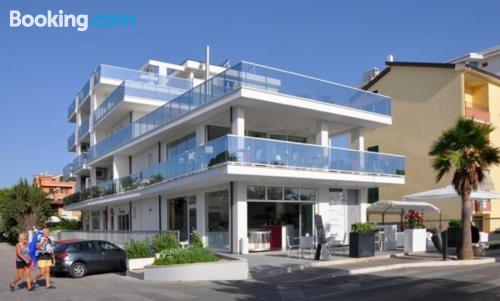 Apartamento apto para niños con vistas.