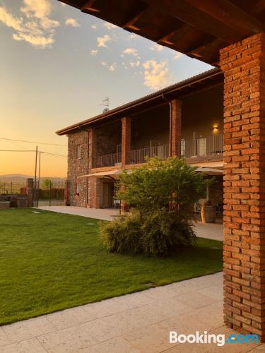 Apartamento com aquecimento. Wi-fi e terraço.