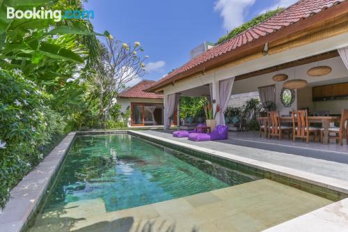 Appartamento con terrazza. Seminyak è in attesa!