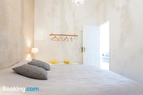2 bedrooms in perfect location in Lisbon.