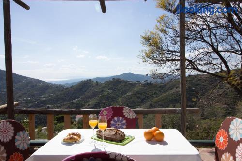 Apt mit w-lan und Terrasse. In Cómpeta