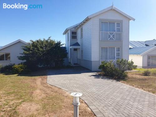 Umfangreiche ferienwohnung in Mossel Bay, ideal für gruppen.