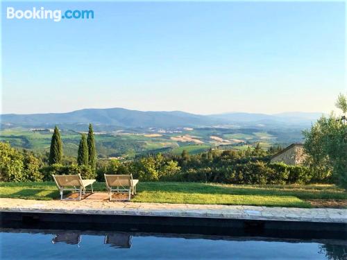 Apartamento apto para familias en Castellina in Chianti