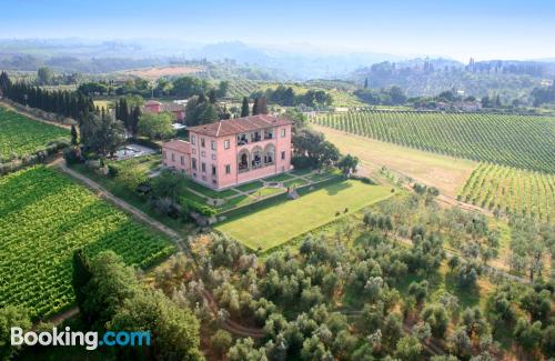 Gran apartamento en San Casciano in Val di Pesa con piscina y vistas