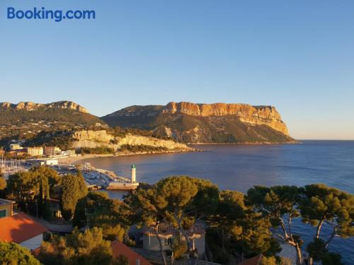 Apartamento com terraço em Cassis