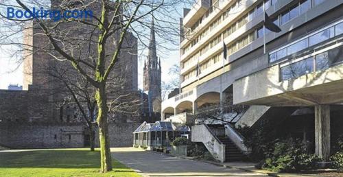 Apartamento adequado para cães à Coventry. Perfeito!