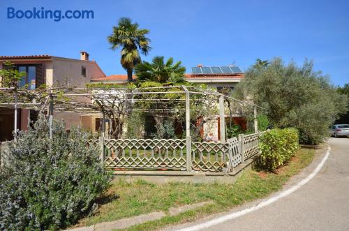 Apartamento com internet em Novigrad Istria.