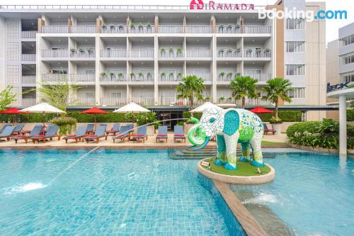 Appartamento con terrazza. Patong Beach per voi!