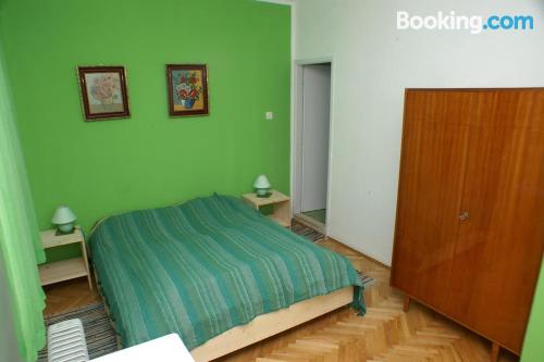Apartment with wifi in central location of Jelsa
