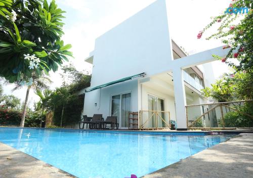 Appartement avec piscine. Terrasse!