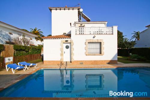 Apartment with swimming pool. Terrace!