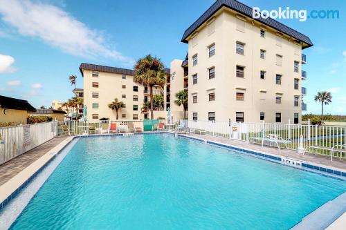 Apartment for 6 or more in Cocoa Beach. Ideal!