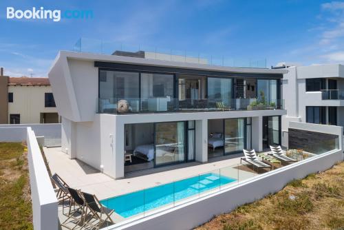 Appartement avec piscine et terrasse pour deux personnes