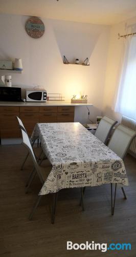 One bedroom apartment place in Hesdin. Terrace!.