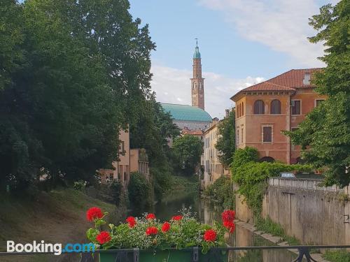 Incantevole appartamento con una camera, a Vicenza.