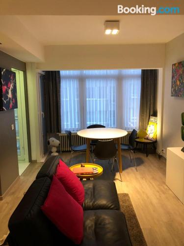 Appartement pour deux personnes. Terrasse et Wifi!