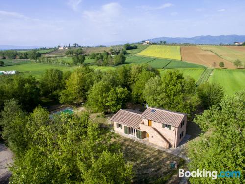 Gran apartamento con piscina en centro de Marciano della Chiana