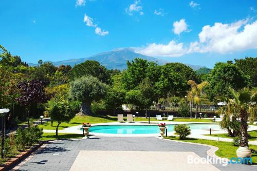 Appartamento con piscina. Nicolosi ai vostri piedi!