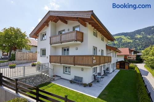 Spacieux appartement avec 2 chambres à Westendorf