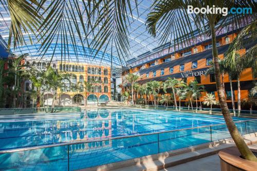 Appartement avec piscine et terrasse. Erding à vos pieds!