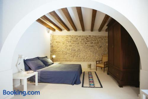 Apartamento en Erice ideal para cinco o más.