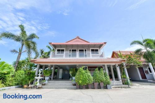 Apartamento com ar em Praia de Jomtien.