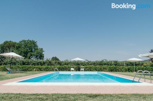 Apartamento con piscina en Brisighella