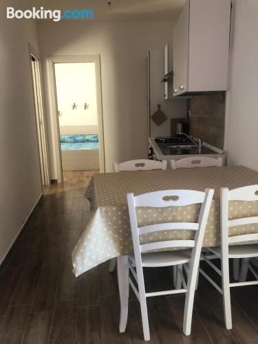 Apartamento em Valledoria. Adequado para cães.