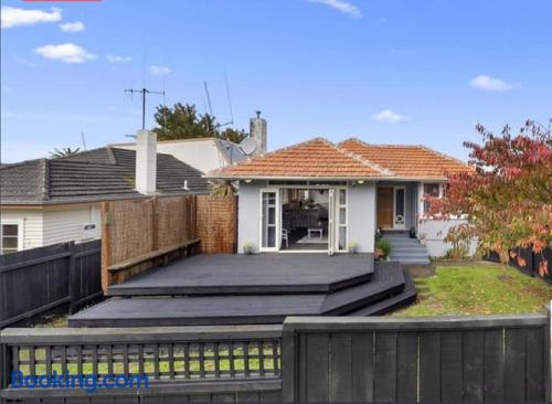 Appartement avec terrasse. Hamilton à vos pieds!.