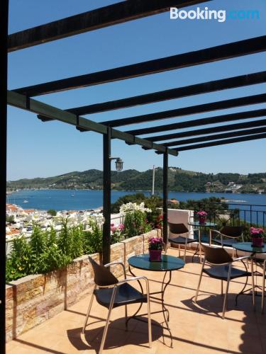 Appartamento con terrazza, a Citta di Skiathos