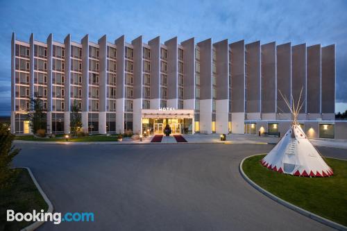 Appartement avec piscine. À Calgary