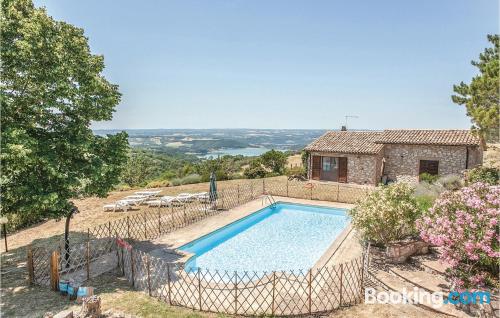 Appartement avec chauffage. À Civitella Del Lago