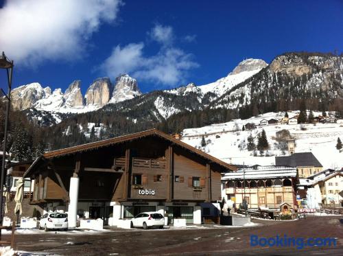 Apt mit Balkon und w-lan. In Campitello Di Fassa