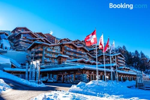 Apt mit Balkon. In Nendaz