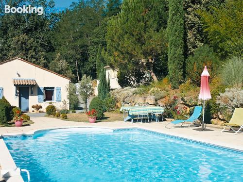 Home in Sarlat-la-Canéda with two bedrooms.