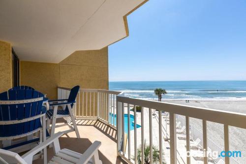 Appartement met airconditioning, in nabij het centrum von Folly Beach