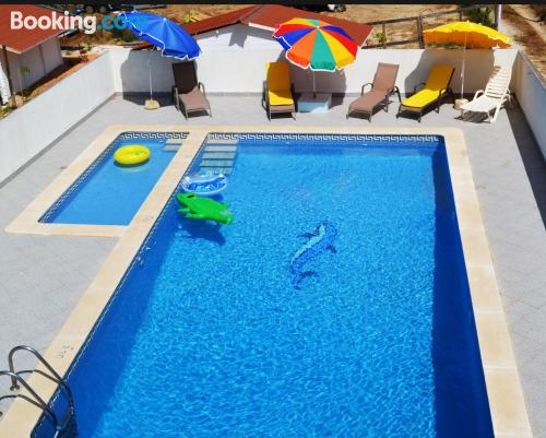 Gran apartamento con piscina en Alvor.