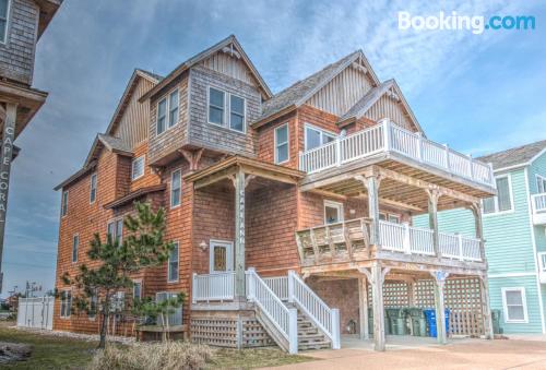 Home in Nags Head. Convenient for groups