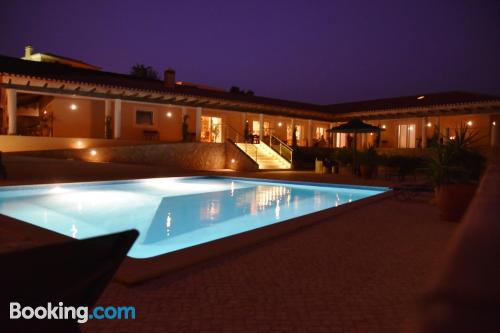 Appartement pour deux personnes. Terrasse et piscine!