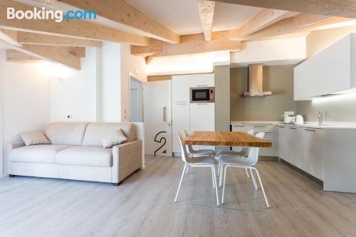 Apartamento con wifi en Drena