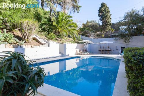 Apartamento com piscina. Terraço!.