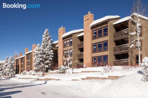 Appartement met 2 slaapkamers in Steamboat Springs. Verwarming en internet