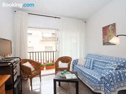 Confortable appartement avec deux chambres. À San Pol de Mar